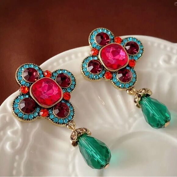 🌺 Betsey Johnson eclectic style drop dangle earrings 🌺 - Picture 6 of 9